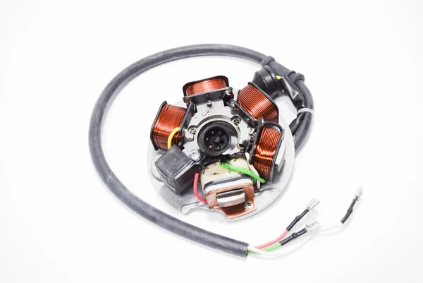 Quantità Limitata 497651 - STATORE CONNETTORE NERO A 5 SPINETTE A 5 BOBINE ADATTABILE VESPA PK 50-APE 50 ORIGINALE