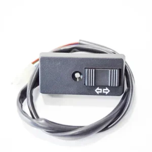 Vendita Finale 581370 - COMMUTATORE FRECCE APE TM 703 FL2 ORIGINALE