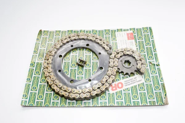 Affare KIT004 - KIT CATENA YAMAHA XT600 135ORX102 15-40
