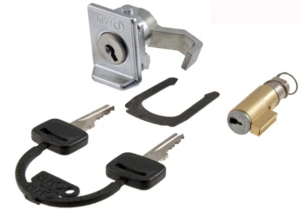 Prezzo Ridotto 121790162 - KIT SERRATURE STERZO-BAULETTO IN PLASTICA VESPA PX 1° SERIE CON GUIDA DA 4MM