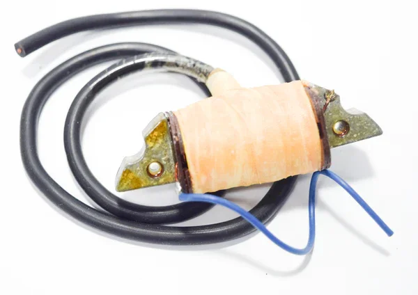 Bestseller 001136 - BOBINA ACCENSIONE CEV PER CICLOMOTORI