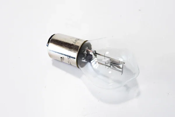 Compra Oggi Stesso 200520 - LAMPADINA BILUCE 6V-25/25W BA20D
