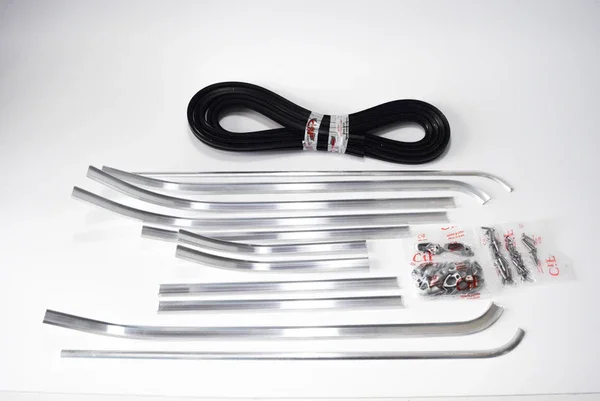 5378K - KIT COMPLETO LISTELLI PEDANA VESPA GS 150 Offerta