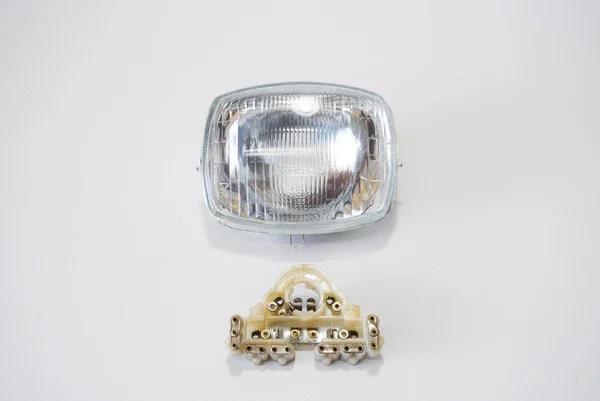 E68 - PARABOLA FARO ANTERIORE IN VETRO LAMBRETTA DL 125-150-200 1-2 SERIE Solo Oggi