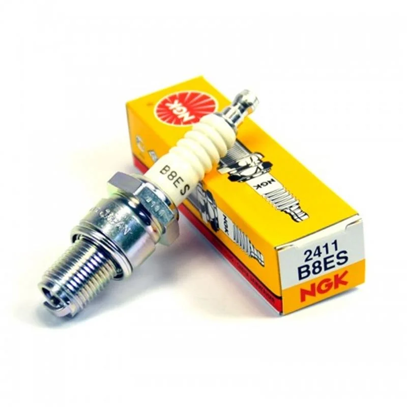 Candela NGK B8ES Nottolino Svitabile Offerta